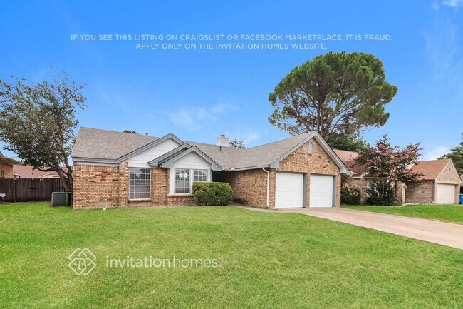 Building Photo - 7818 Spinnaker Cove