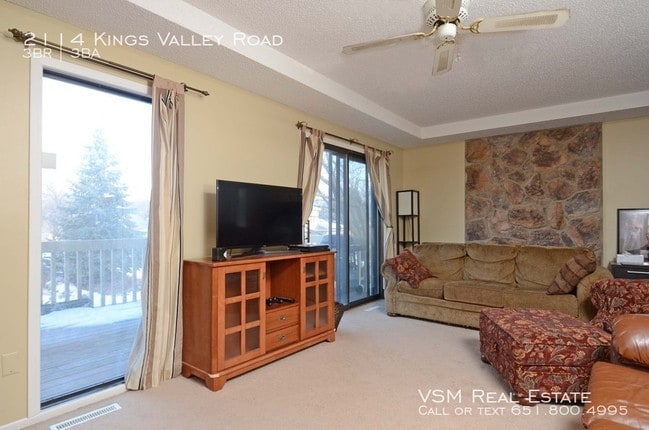 Building Photo - 2114 Kings Valley Rd