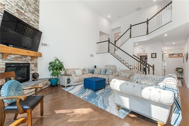 Foto del edificio - 8110 Scenic Ridge Wy