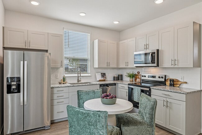 Building Photo - YardHomes Rowlett Creek