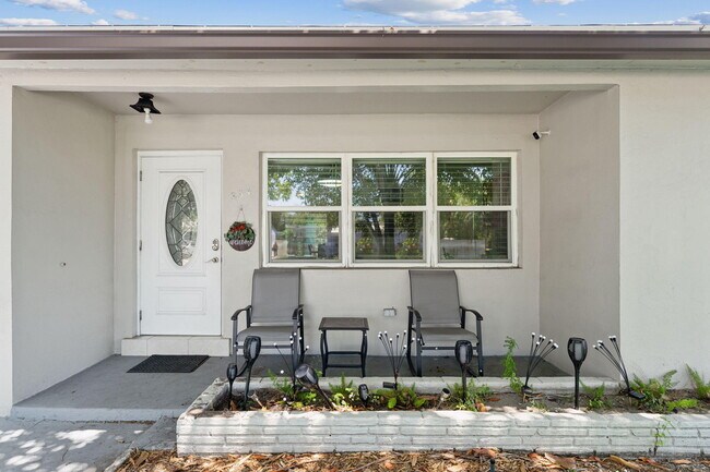 Foto del edificio - 254 SW 8th St