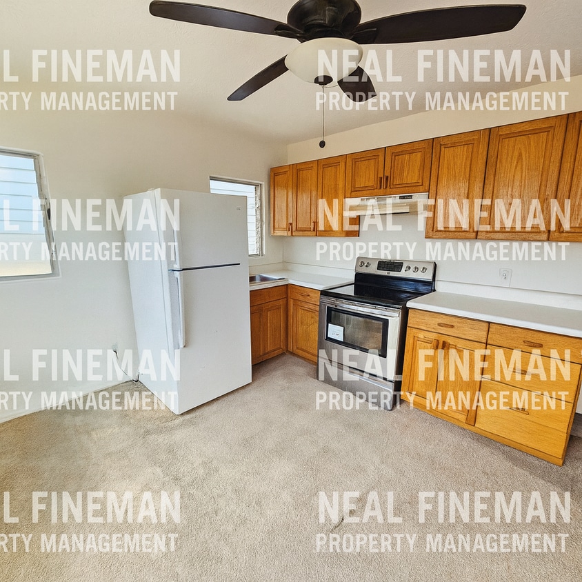 Primary Photo - 1 Bed 1 Bath, No parking. Tenant pay all U...
