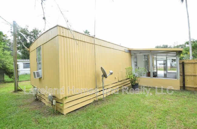 Foto del edificio - 3306 Peachtree Hill Rd