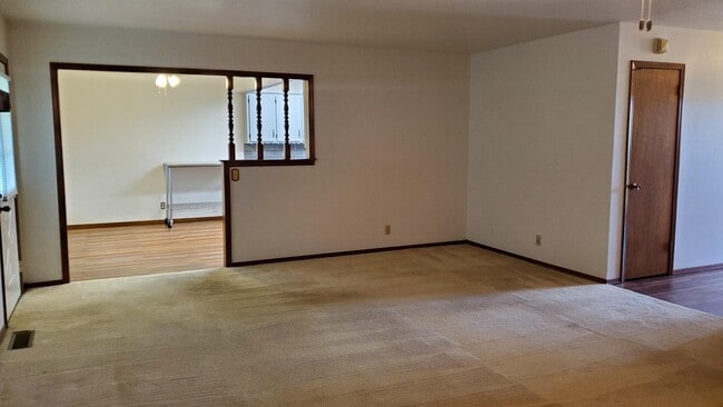 Building Photo - 4114 Twilight Ave