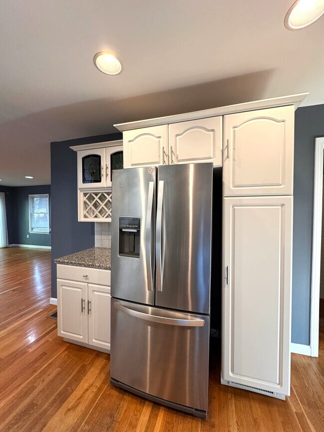 Foto del edificio - 37 Homer Ave