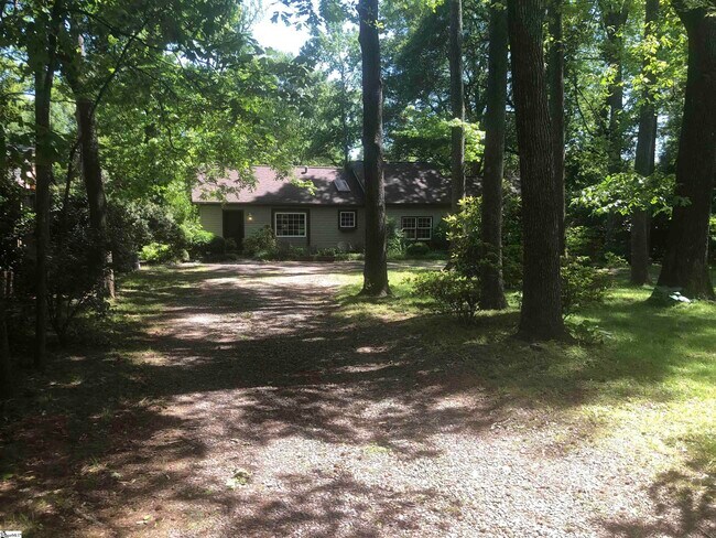 Foto del edificio - 42 Clarendon Ave