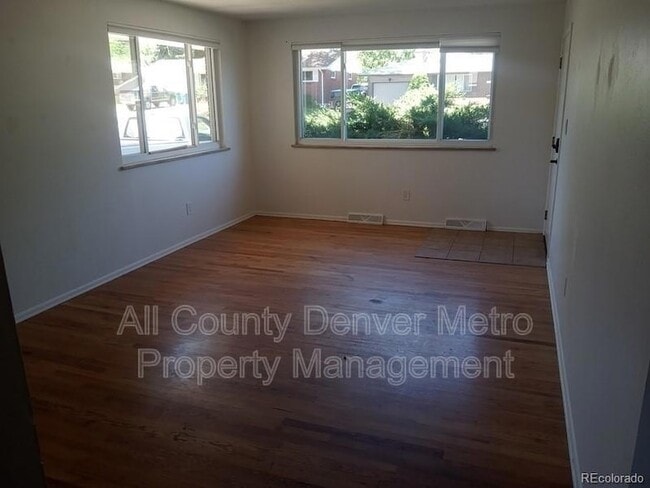 Building Photo - 1610 S Allison St