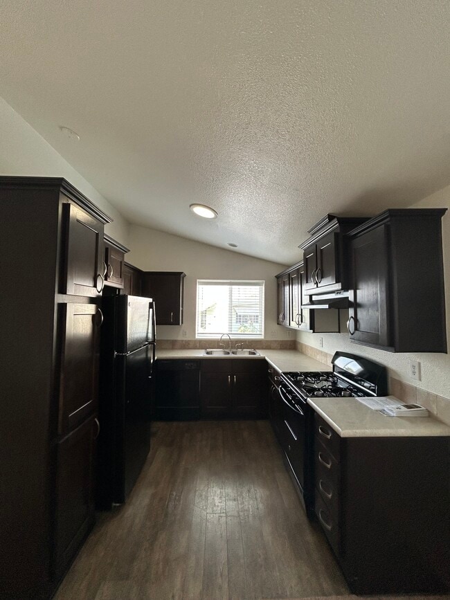 cocina - Garden West Estates (55+ Senior)