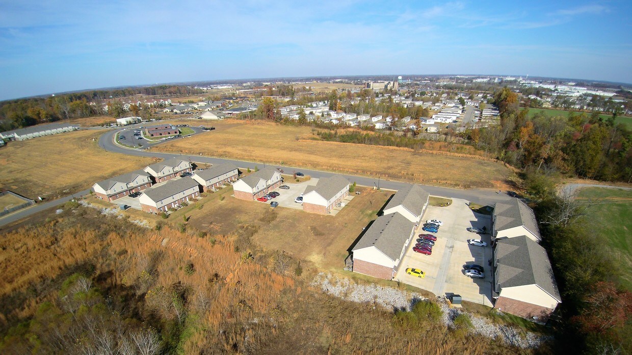 Foto principal - 810-830 Professional Park Dr