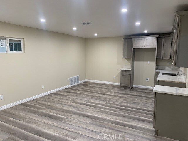 Foto del edificio - 25462 Cole St