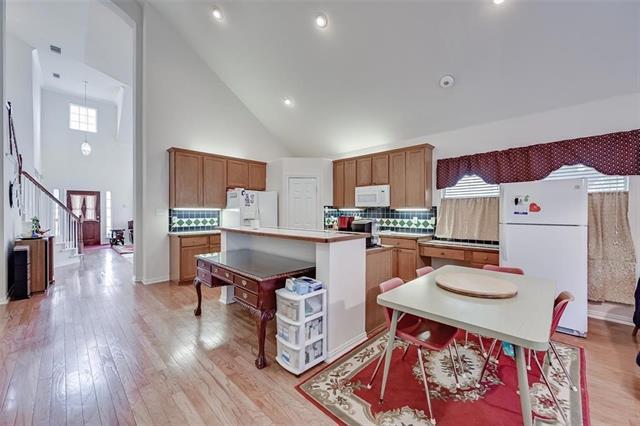 Foto del edificio - 5701 Christy Ln