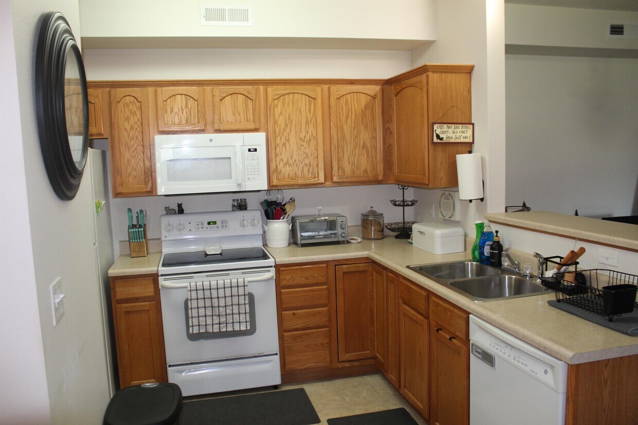 Primary Photo - 2953 Heinz Rd