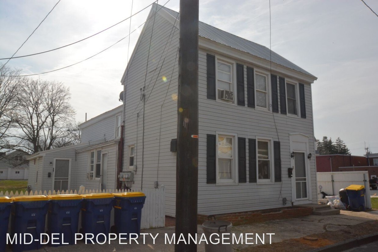 Primary Photo - 21 S Delaware St