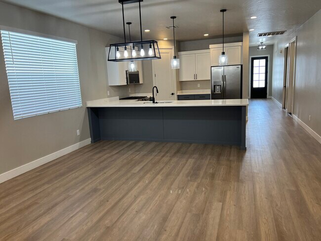 Building Photo - 2213 W 320 S