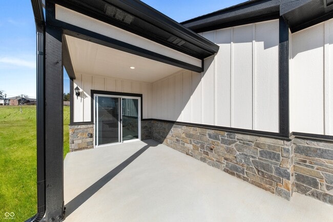 Building Photo - 46 Cypress Dr