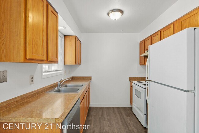 Foto del edificio - 2 br, 1 bath House - 5115 N Michigan Ave
