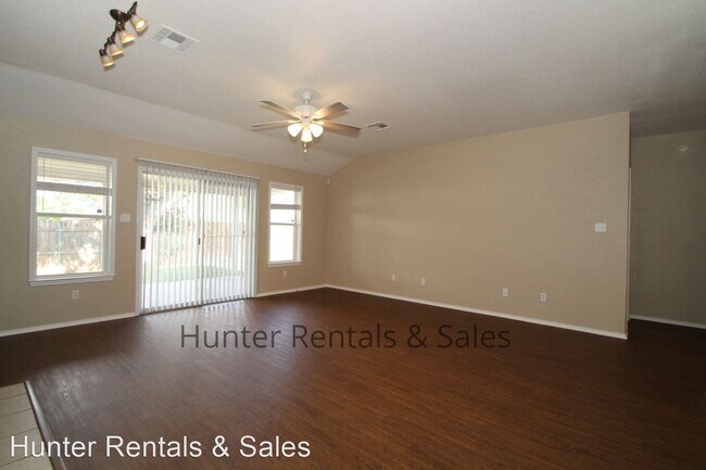 Building Photo - 4 br, 2 bath House - 2208 Wickiup Trail