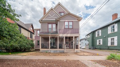 Building Photo - 317 E Monument St
