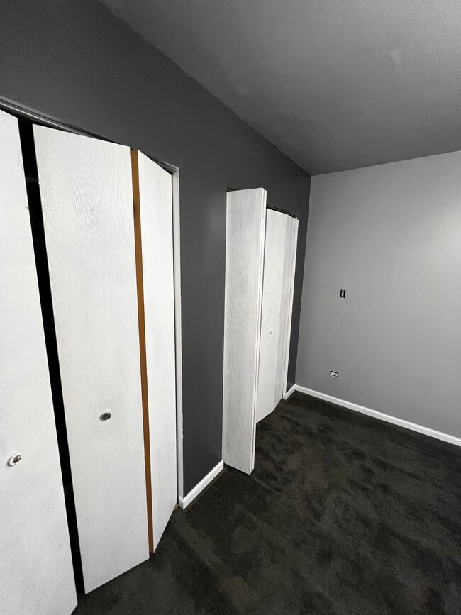 Building Photo - 6955 S Normal Blvd