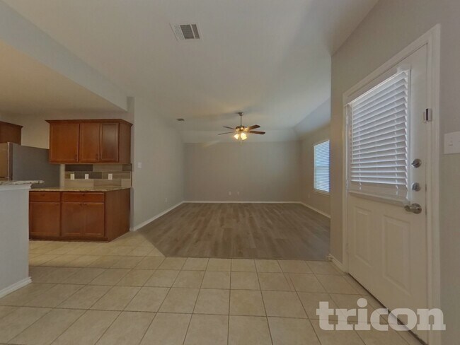 Foto del edificio - 1160 Wentworth Wy