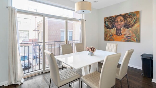 Foto del edificio - 720 W Evergreen Ave