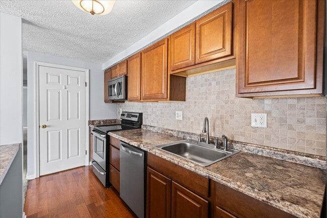 Photo - 79 Sweetfern Ct Townhome
