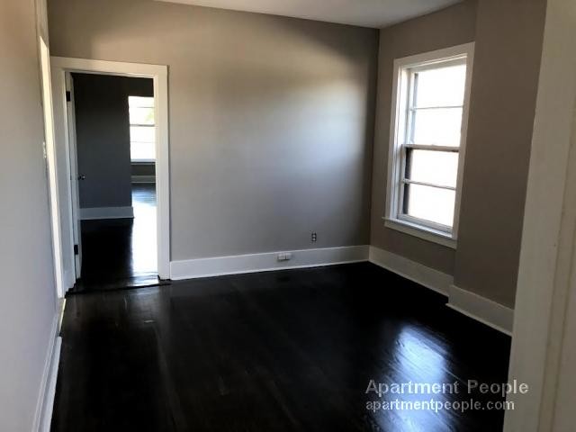 Foto del edificio - 847 W Oakdale Ave