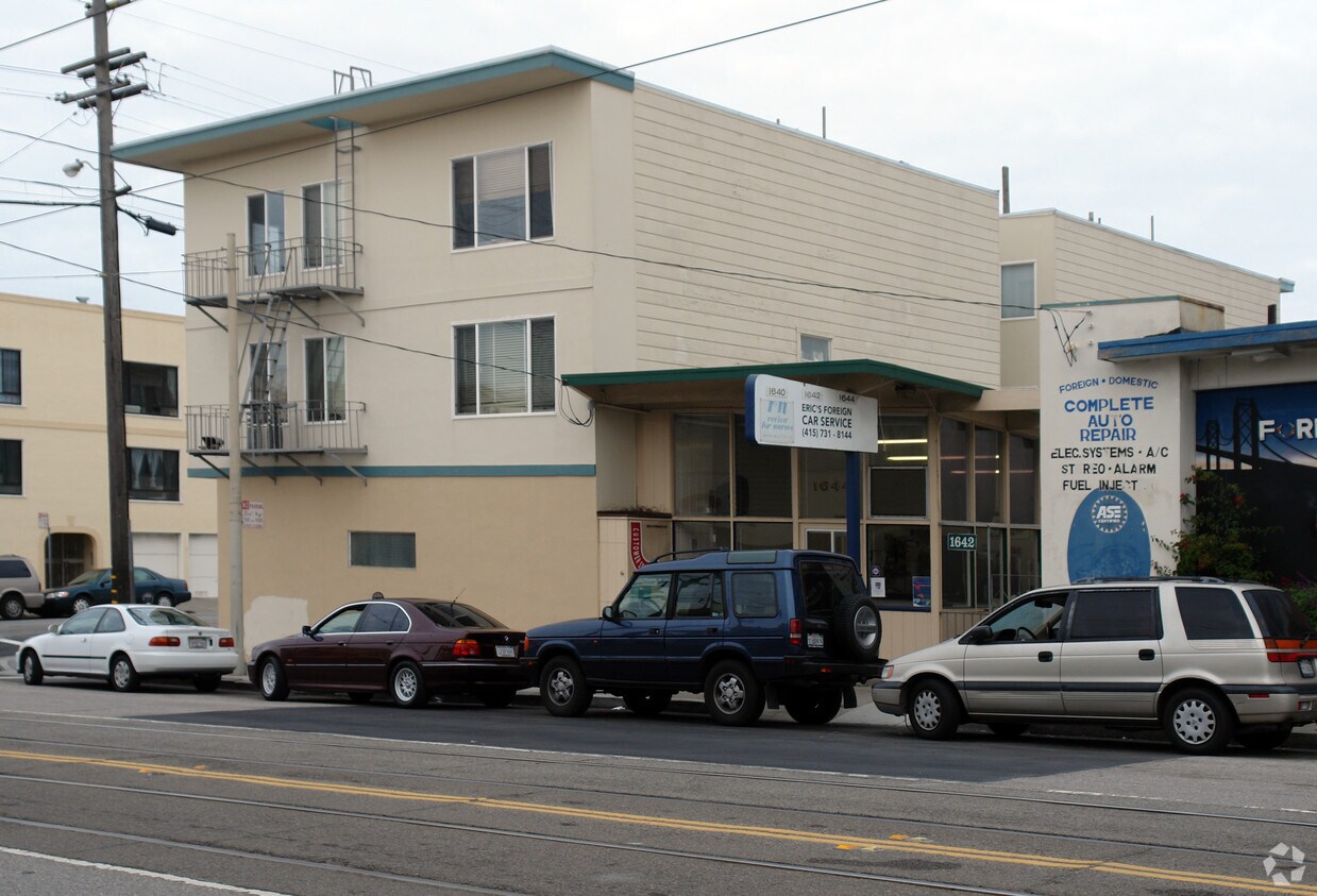 Building Photo - 2395 35th St