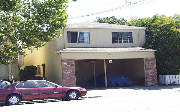 Building Photo - 718 S 2nd St