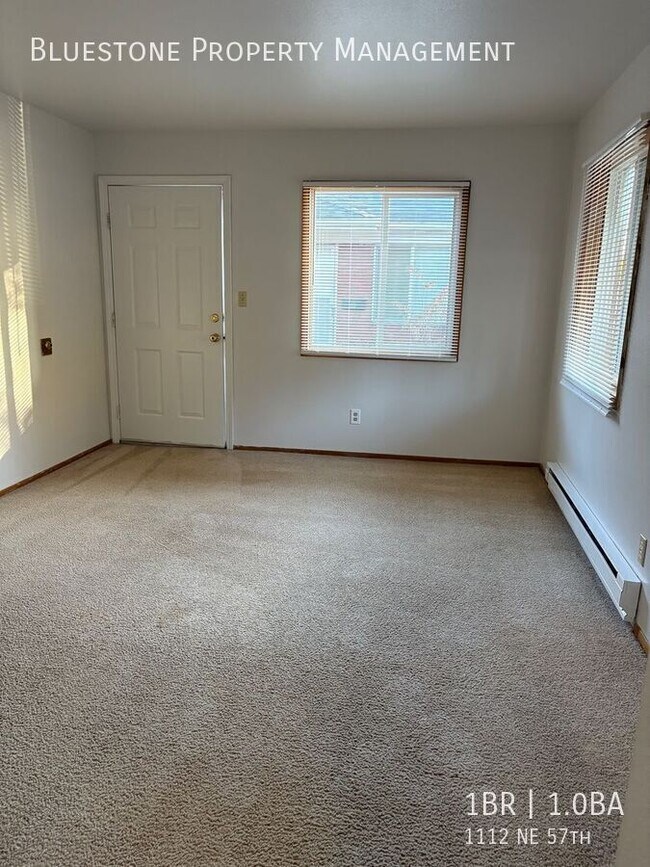 Foto del edificio - 1112 NE 57th-