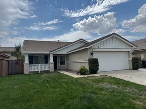 Building Photo - 1517 Marigold Dr