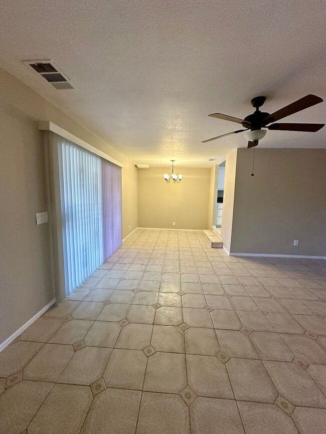 Foto del edificio - 10856 11th Ave