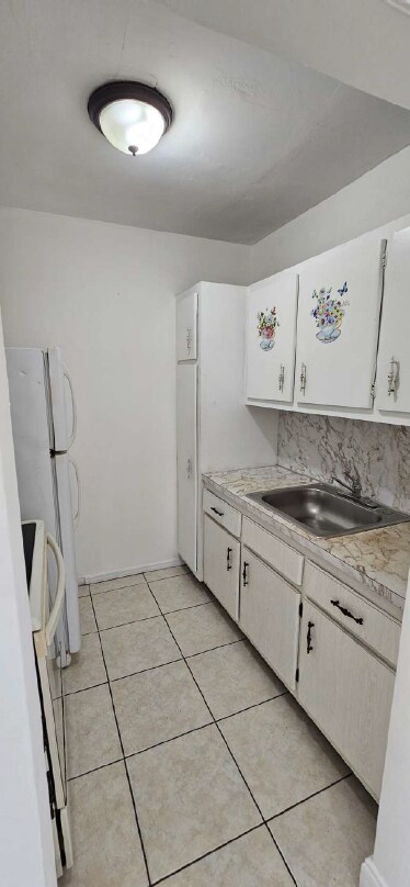 Foto del edificio - 230 SW 11th Ave