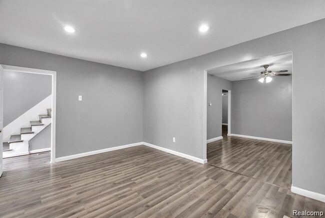 Foto del edificio - 15852 Washburn St