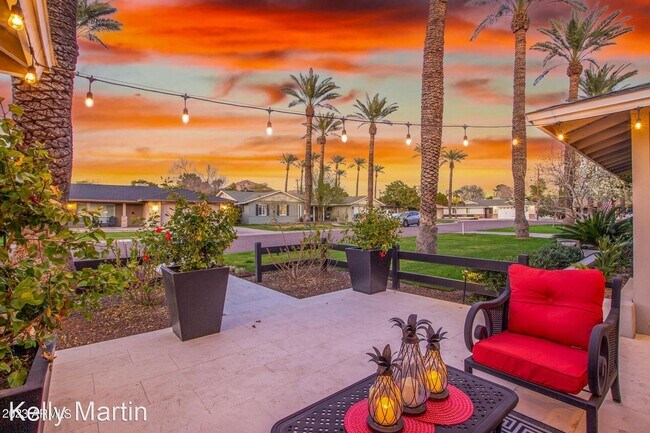 Foto del edificio - 4 br, 3 bath House - 4623 E Pinchot Ave.