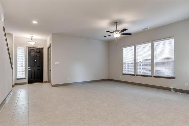 Foto del edificio - 7617 Regal Ln
