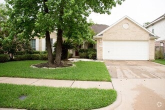 Building Photo - 2423 Daneswood Ct