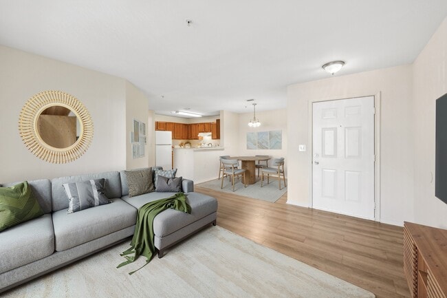 Building Photo - Riverwoods Apartments, Riverwoods at Lake Ridge Apartments & Riverwoods at Towne Square Townhomes