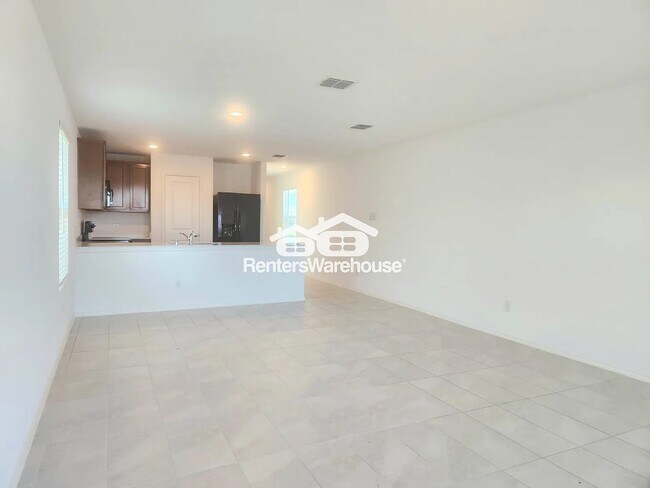 Building Photo - 131 Plumcove Dr
