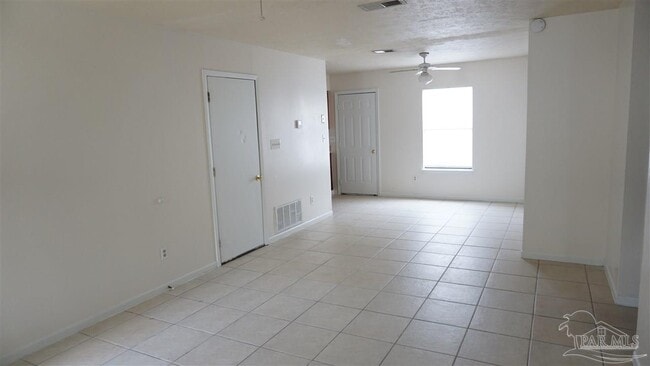 Building Photo - 1474 S Fairfield Dr