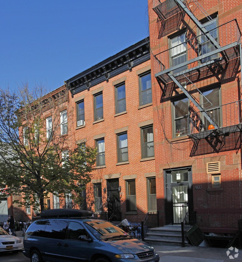Primary Photo - 401 12th St