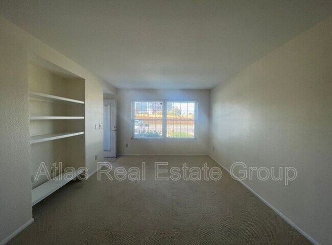 Building Photo - 9170 E Arbor Cir