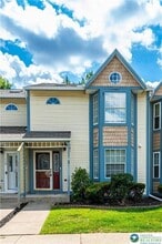 Building Photo - 109 Freedom Ct