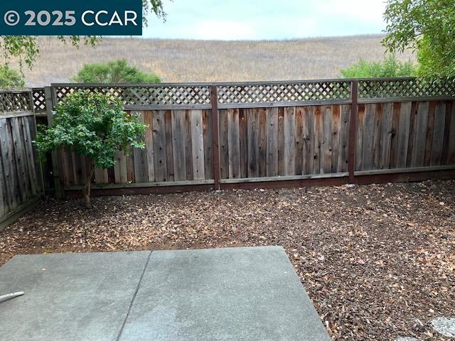 Foto del edificio - 321 W Meadows Ln