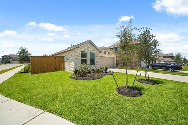 Building Photo - 27103 River Birch Rdg Dr