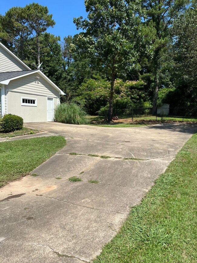 Foto del edificio - Recently Updated Property in Hunter's Pointe!