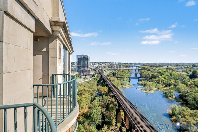 Foto del edificio - 1101 Haxall Point