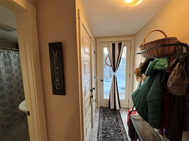 Building Photo - 12 Clark St