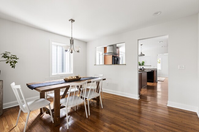 Upper level dining room - 912 Exum St