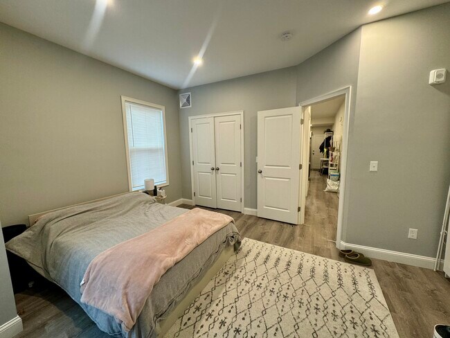 Foto del edificio - 120 Pitman St